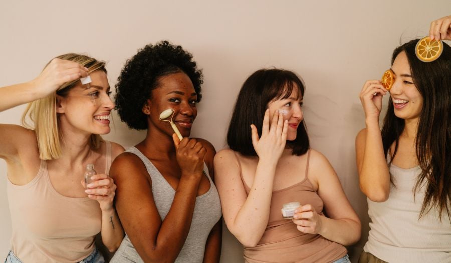 Правильный порядок ухода за кожей: руководство дерматолога по многослойному нанесению